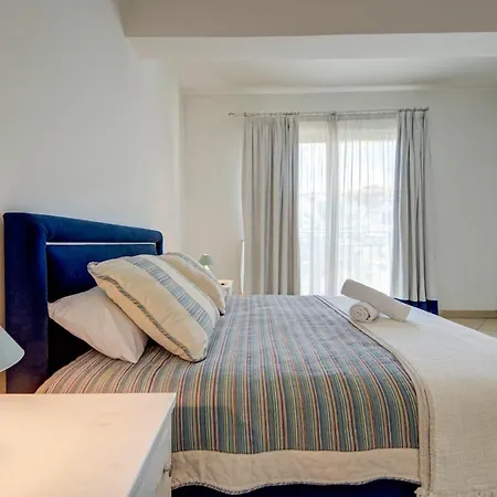 Luxury 3br Portomaso Sea & Marina View Apartman