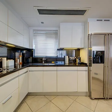 Luxury 3br Portomaso Sea & Marina View