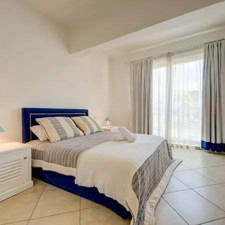 Luxury 3br Portomaso Sea & Marina View San Ġiljan