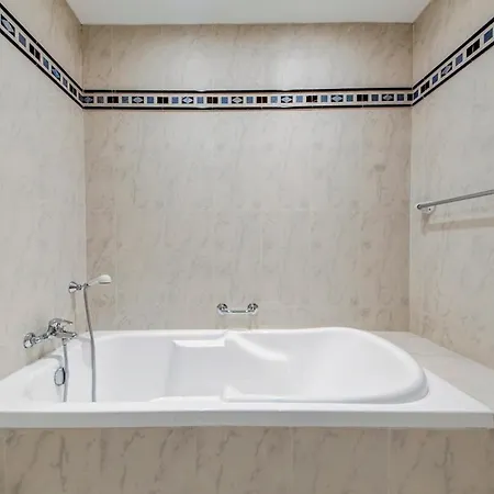 Luxury 3br Portomaso Sea & Marina View